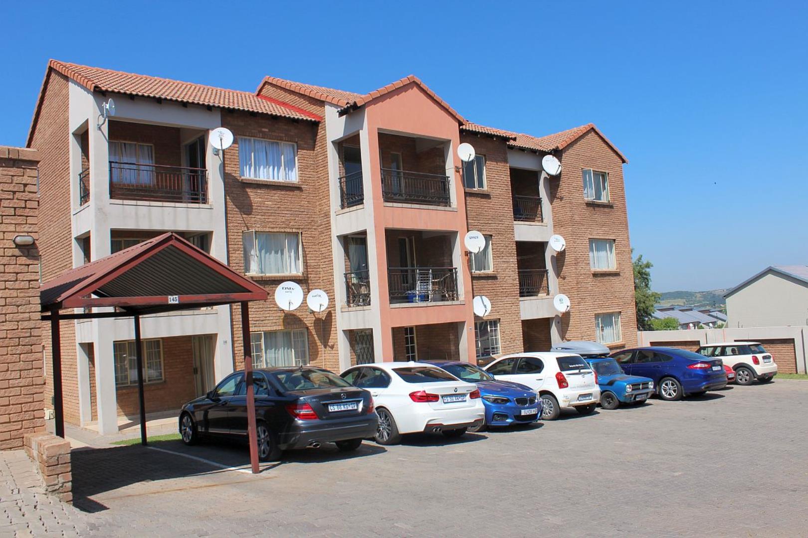 2 Bedroom Apartment for Sale - Gauteng